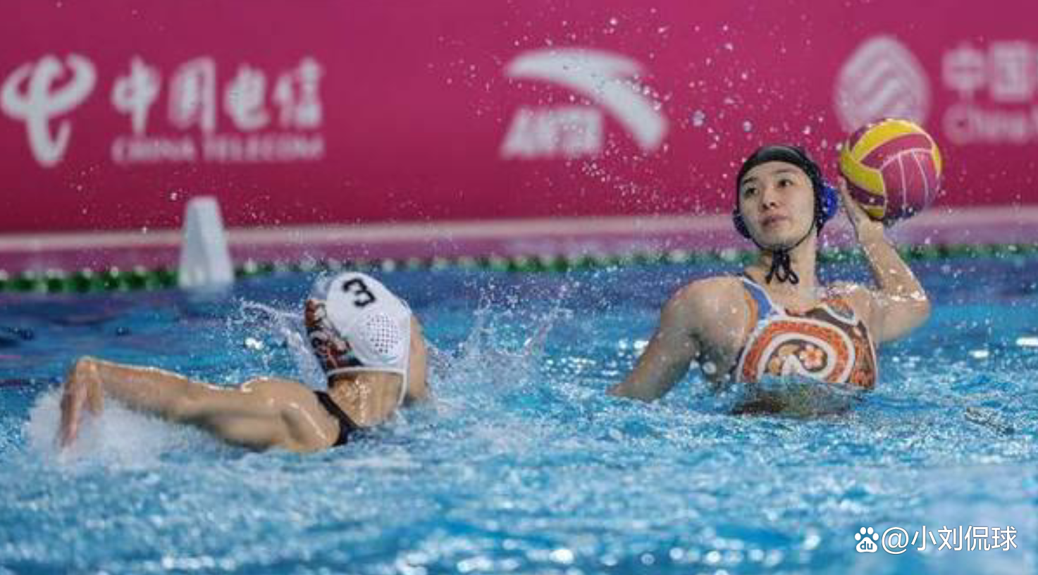 开云娱乐-水球冠军阻击对手，夺得小组第一(水球谁是冠军)
